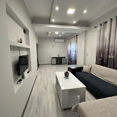 Deluxe Apartment Kavála Ngoại thất bức ảnh
